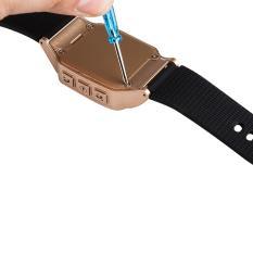 Instalacja karty SIM i uruchomienie zegarka 1.1. Sprawdź czy zestaw zawiera: - Smartwatch - Kabel USB micro - Instrukcja 1.2. Przygotuj i aktywuj kartę micro SIM.