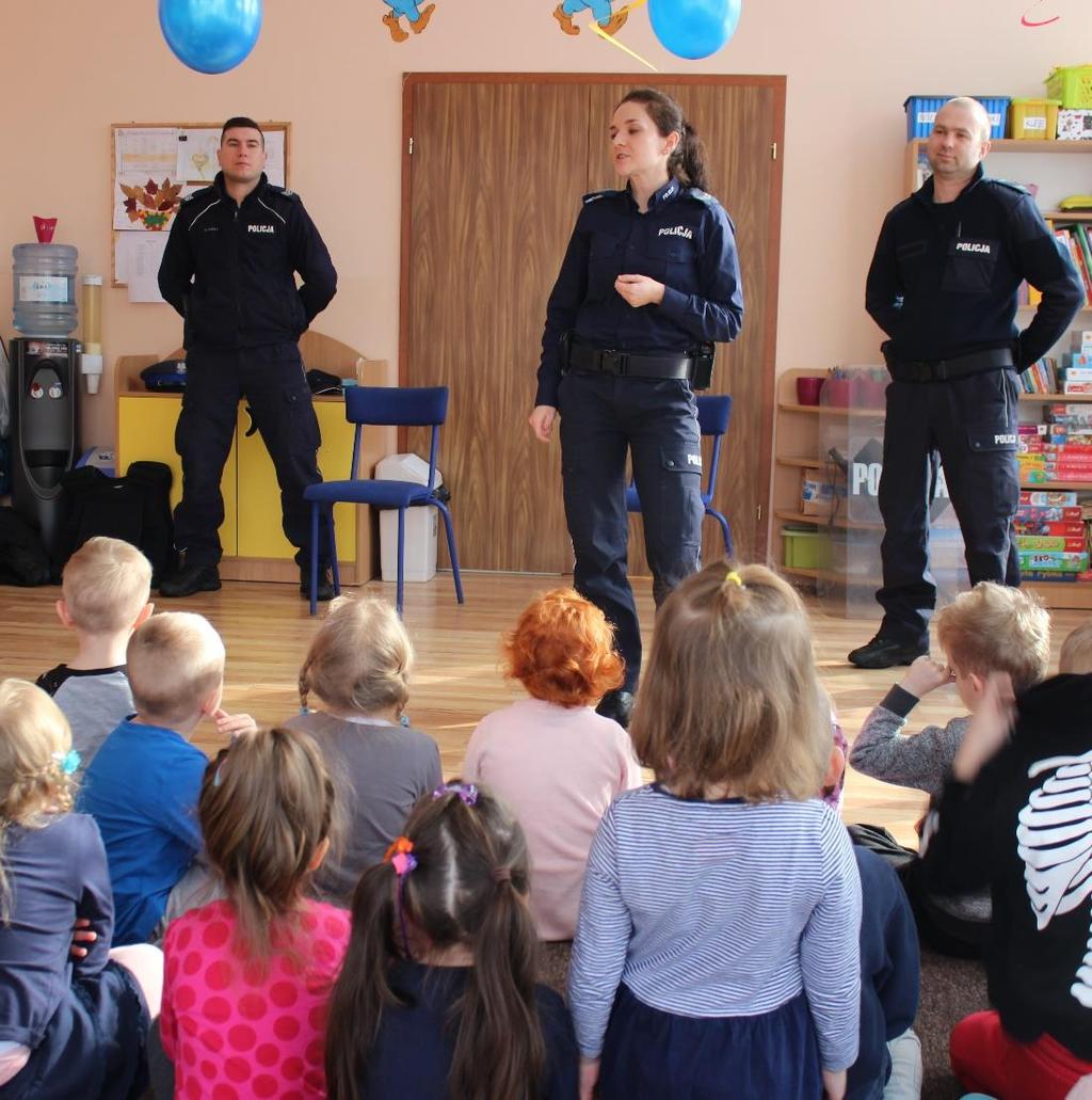 Kolejnymi gośćmi byli Funkcjonariusze Powiatowej Komendy Policji z Wejherowa, którzy między innymi