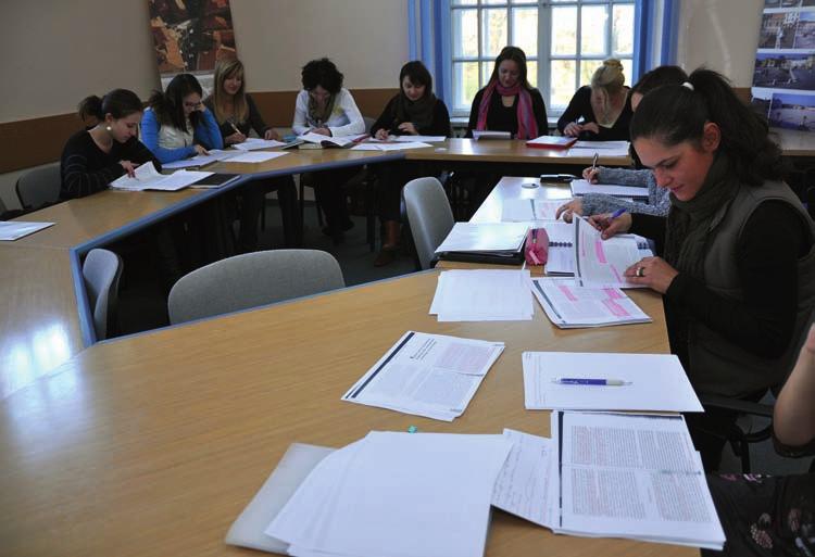 BK: Wśród wykładowców będą profesorowie, doktorzy habilitowani, doktorzy, którzy na Uniwersytecie Jagiellońskim prowadzą kursy dotyczące Holokaustu, totalitaryzmów, konfliktów etnicznych i