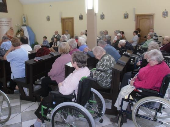 17 sierpnia ugościliśmy pielgrzymujących na Jasną Górę. 1 września uczestniczyliśmy w pikniku w Toszku z okazji zakończenia projektu unijnego Wsparcie dla seniora.