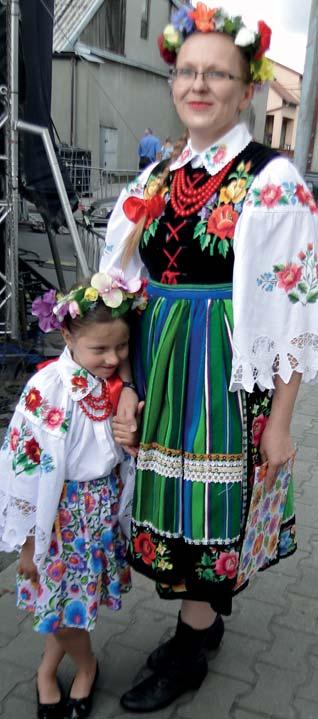 Przedstawiciele sołectw otrzymali woreczki z poświęconym ziarnem.