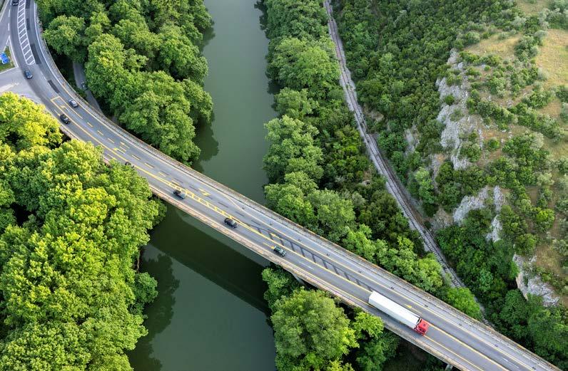Usługi środowiskowe dla transportu Mapy hałasu dla dróg krajowych w Polsce (09.2011-10.2012) AECOM sporządził mapy akustyczne dla dróg krajowych w Polsce.