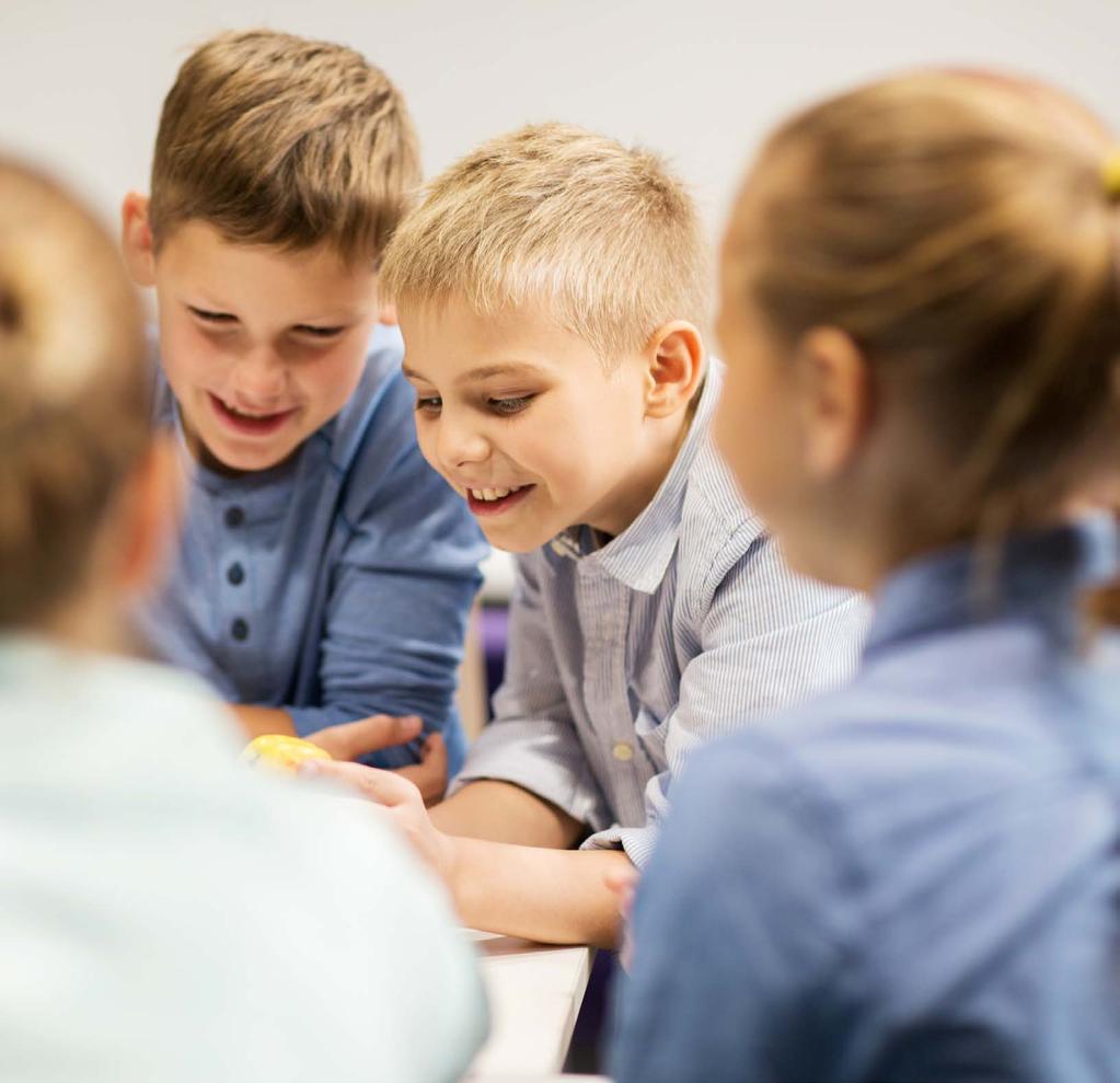Animacje w przedszkolach i szkołach Animacje w przedszkolach i szkołach są dla dzieci prawdziwą atrakcją. Oderwaniem od codziennej rutyny. Organizowane są główne z okazji różnych świąt.