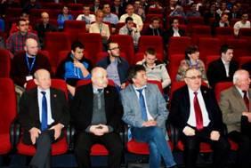 Komisja konkursowa w składzie: Marek Krupa, Jan Kurek i Teresa Machoń z Oddziału Zagłębia Węglowego SEP, wyróżniła 10 uczniów oraz 4 szkoły średnie.