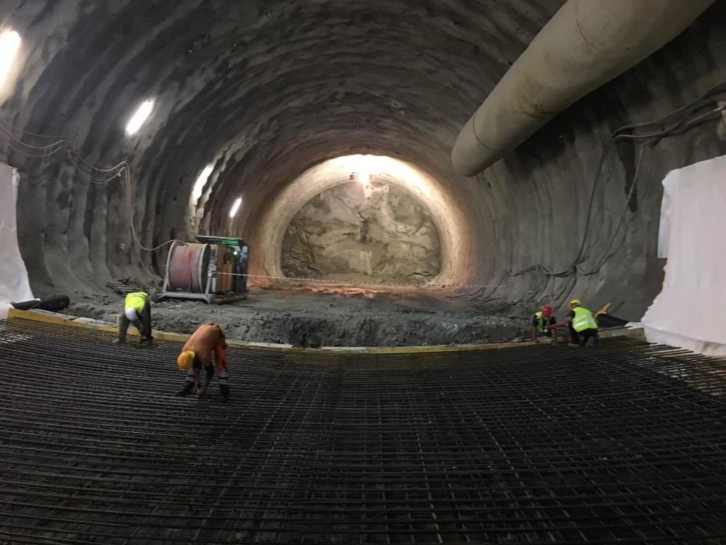 Masyw skalny klasy V, faza 6 i 7 drążenia tunelu (wg. materiałów Astaldi S.