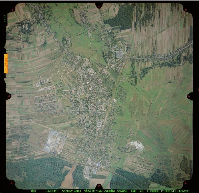 photos of CODGiK Rysunek 1. Lewe zdjċcie stereogramu Figure 1.