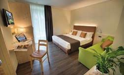 2019 (opcja autokar) Dojazd: własny, autokar klasy LUX fun-ocena Według Fun-Tomas najlepszy hotel w Val di Sole zarówno dla rodzin z dziećmi jak i par.