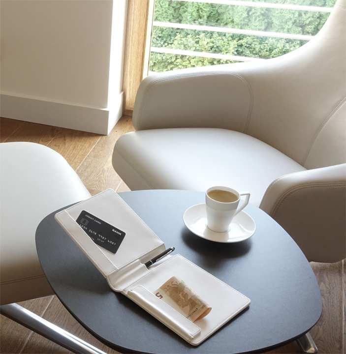 wizytówki hotelu. Szeroki wachlarz metod personalizacji dodaje stylu i elegancji.