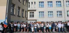 32 271 50 53 Placówka zaprasza na półkolonie od 25.06 do 6.07, w godz. 8.00 16.00. Dla uczestników zaplanowano: zabawy integrujące, prace plastyczne, gry stolikowe, oglądanie bajek, zabawy na placu zabaw.