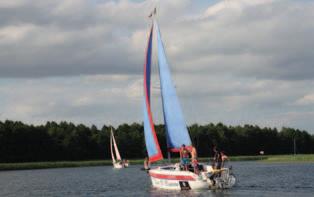 węgorzewo <-> pisz mazury Rejs przez całe Mazury 13-19 lat Trasa: z portu w Piszu do Węgorzewa lub z portu w Węgorzewie do Pisza.