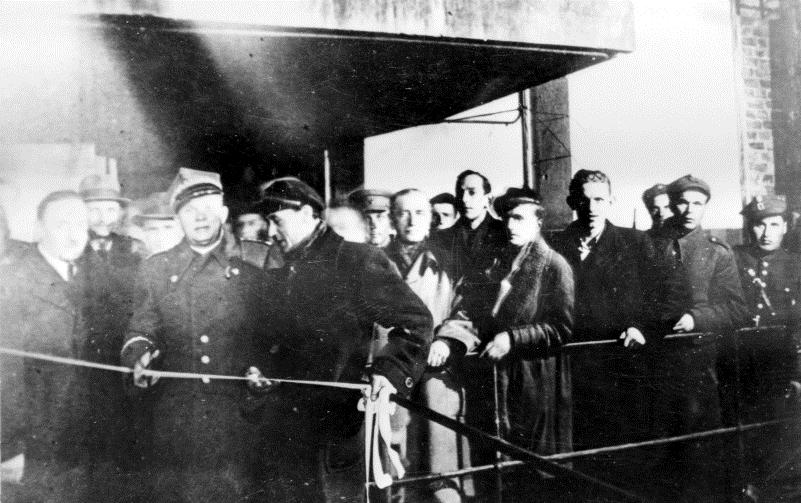 Za odbudową był Stalin i przysłał ekipę remontową.