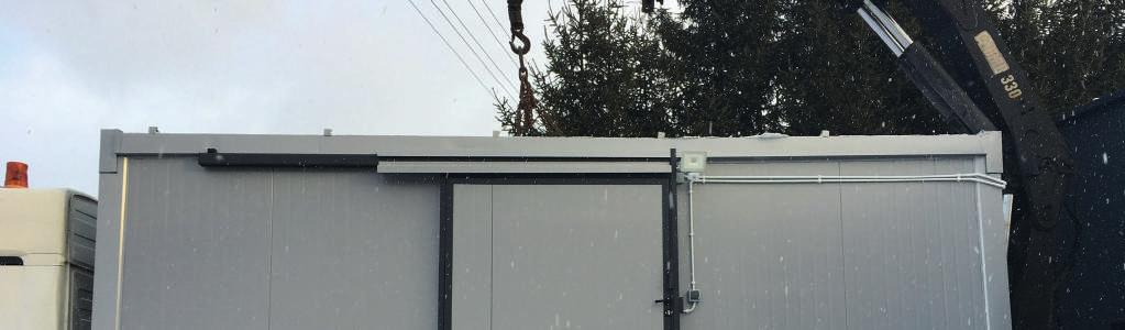 kontenera: 2800 mm - zewnętrzna wysokość kontenera: 2500 mm - wewnętrzna długość