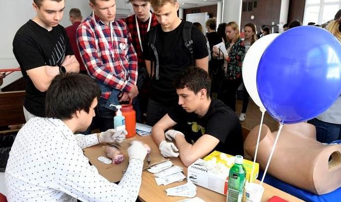 Misia, Dotknij piersi, Białe Soboty, Wyroluj Raka, Nie bądź gapa, skasuj raka, Tramwaj zwany