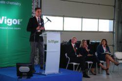 .pl gdzie prowadzone są prace pod kątem takich krajów jak Francja, Belgia, Niemcy, Wielka Brytania, Polska czy Czechy. mówił Dirk Decherf, Szef Działu Hodowli Rzepaku Region EMEA BASF.