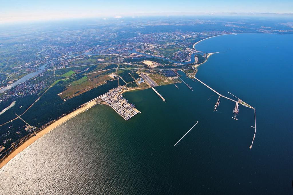 Port Gdańsk wykorzystywanie szansy Mgr Ryszard Mazur Dyrektor Biura Strategii i Rozwoju Portu, Zarząd Morskiego Portu Gdańsk SA Port Gdańsk jest obecnie w bardzo pomyślnej fazie rozwoju.