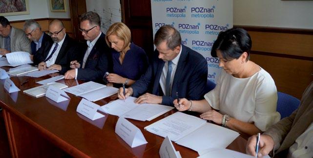 16 Ważniejsze wydarzenia W lutym 2017 roku zorganizowano wspólne stoisko przez Poznańską Lokalną Organizację Turystyczną (PLOT), Starostwo Powiatowe i Stowarzyszenie Metropolia Poznań na targach