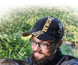 PASTY I PELLETY Opaski do Pelletu Wątroba Drobiowa / brązowe Ananas / żółte Guma Balonowa / pomarańczowe Szczypce do gumek do pelletu