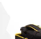 Torba S-Line Combi Bag to nowy projekt. Torba dzieli się na 2 części - pierwsza komora to całkowicie wyłożona folią termoizolacyjną torba do przenoszenia przynęt lub jedzenia.