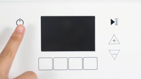 Ten ekran pojawia się tylko przy włączeniu aparatu Rotimatic po raz