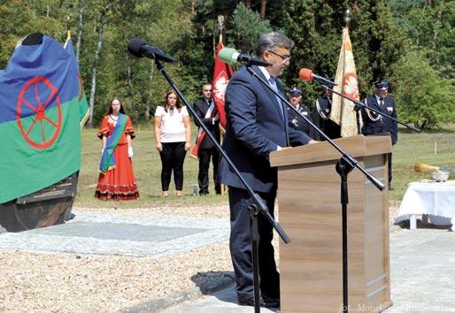 Commemoration of the Murdered Roma and Sinti during the World War II in Chełmno on the Ner August 3, 2016 Commemoration of Roma and Sinti who were murdered in the former German Nazi Extermination