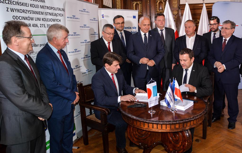 Marzenia o Kolei Metropolitalnej się spełniają! Kolejne umowy podpisane To, co jeszcze kilkanaście lat temu było tylko marzeniem teraz jest na wyciągnięcie ręki!