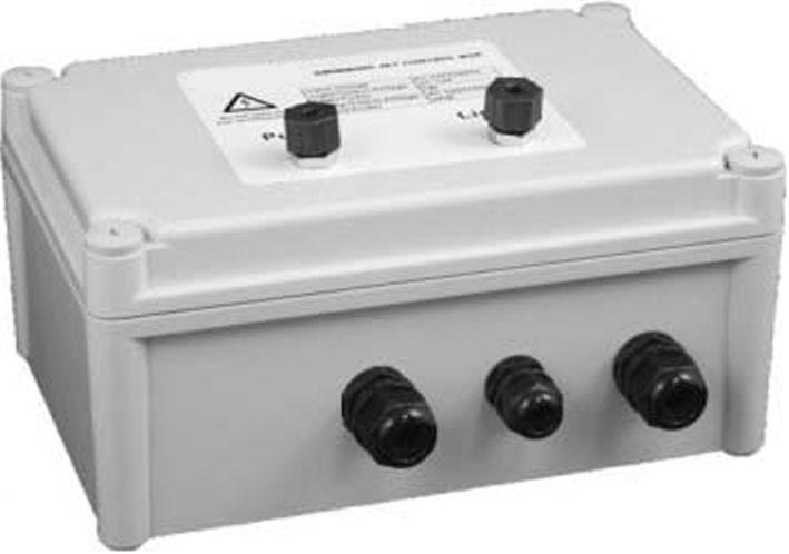 SKRZYNKA KONTROLNA DYSZY PRZECIWPRĄDU Model: SWJ-CB(220V/380V) Numer produktu: 08080020/08080021 DO STOSOWANIA MIĘDZY DYSZĄ PRZECIWPRĄDU I PANELEM KONTROLNYM POMPY.