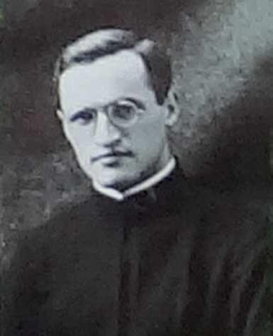 48 br. Wojciech Wątróbski 8.04.1917-14.11.1939 Urodził się w Bliznem koło Brzozowa. Wstąpił do jezuitów w Prowincji Wielkopolsko- Mazowieckiej. Był kucharzem domu zakonnego w Gdyni.