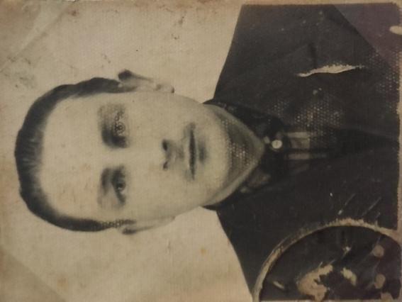 Medal podarował mojej mamie (pierwszej wnuczce), kiedy miała 8 lat. Od tamtej pory mama z czcią i dumą przechowuje ten medal.