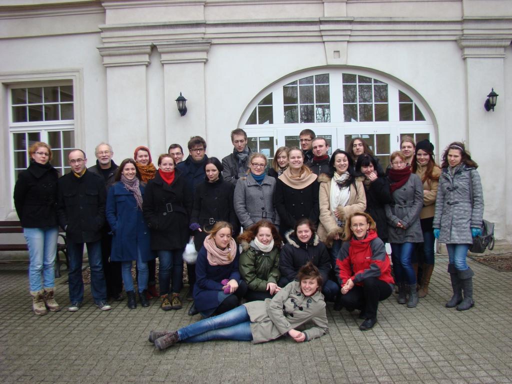 Nasi studenci W naszym środkowoeuropejskim pikapie z przyczepą znajdzie się miejsce dla każdego.