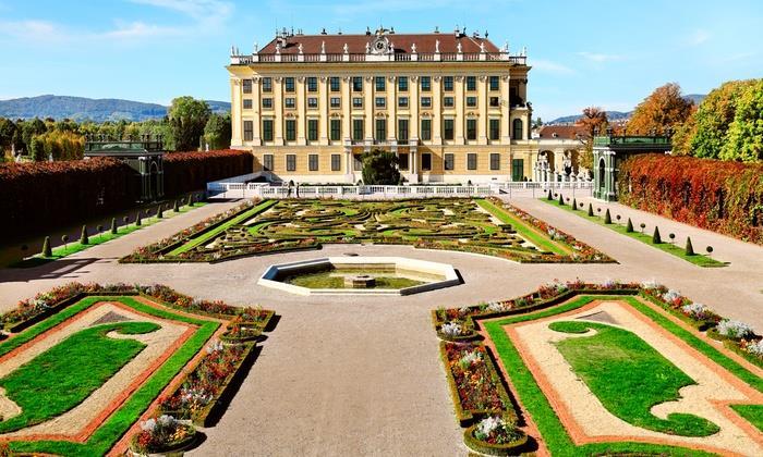 III DZIEŃ: Po śniadaniu dalsze zwiedzanie Pragi: Stare Miasto, Plac Wacława, Dzielnica Żydowska. Wyjazd o 16:00 Przyjazd ok.24:00. Cena: ok.