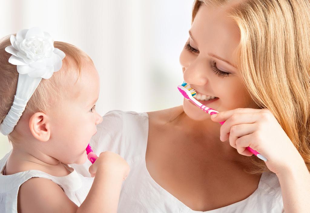 Istnieje wiele przekonań mówiących, że po ciąży sypią się zęby, dziecko wysysa wapń od matki, a każde kolejne dziecko to jeden ząb mniej. To wszystko nieprawda!