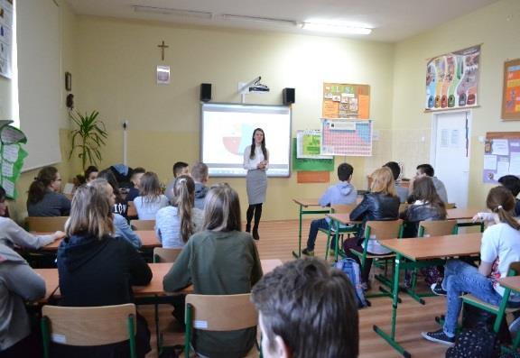 Zobowiązano dyrektora szkoły aby do czasu zakończenia wszystkich prac remontowych zapewnił bezpieczne i higieniczne warunki pobytu w szkole, a prace remontowe, naprawcze i instalacyjne prowadzone w
