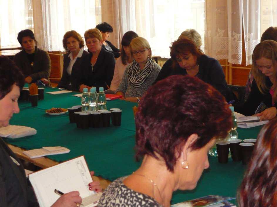 W roku szkolnym 2015/16 program realizowało 21 placówek (13 szkół podstawowych i 8 gimnazjów). Edukacją objęto 924 uczniów. W ramach spotkań z rodzicami zapoznano ogółem 370 rodziców.