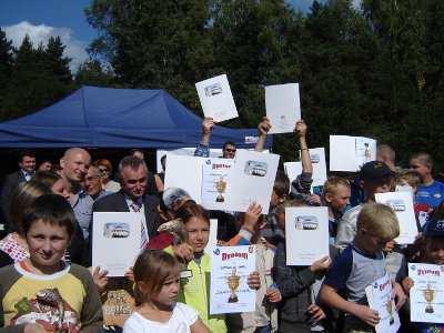 Śląskie. ponadto w realizacji programu uczestniczyło Przedszkole nr 1 w Łazach.