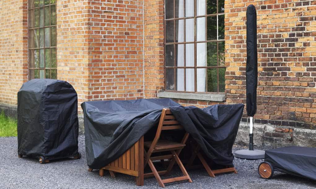 95 PIELĘGNACJA Materiały niewymagające konserwacji Nasze meble ogrodowe są produkowane z materiałów niewymagających konserwacji, a więc aluminium, plastiku, sztucznego rattanu i stali.