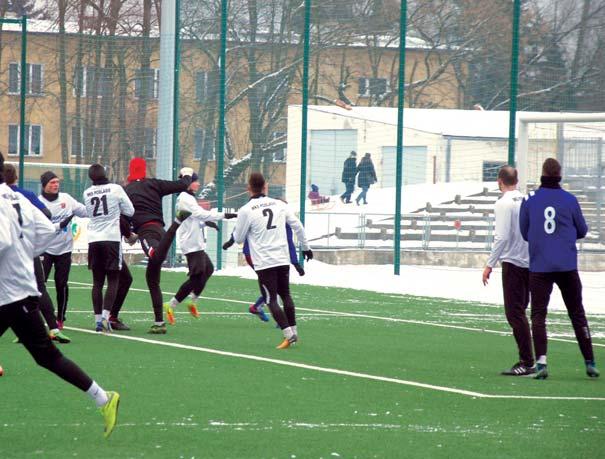 8 sport Akademicy samodzielnym liderem piłka ręczna iii liga grupa mazowiecka 11. kolejka Anilana II Piotrkowianin II 35:29 Olimpia Pogoń 36:24 Orlęta Słoneczny Stok przełożone 1.