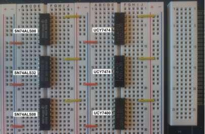 Instrukcja do ćwiczeń sprzętowych 6b 1. Wstęp W niniejszym ćwiczeniu będą wykorzystywane następujące układy scalone: UCY7400 (w skrócie 00) - cztery dwuwejściowe bramki NAND.