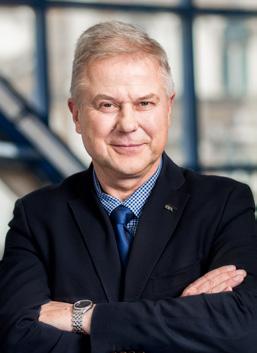 Prof. Maciej Chorowski Dyrektor Narodowego Centrum Badań i Rozwoju Mimo dystansu, który jeszcze dzieli naszą gospodarkę od tych najbardziej rozwiniętych, Polska staje się coraz lepszym gruntem dla