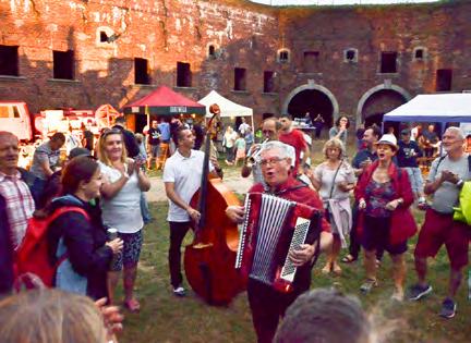 Festiwal piwa i sera w Srebrnej Górze termin: 21 lipca (sobota) miejsce: Twierdza Srebrna Góra, ul. Kręta 4, Srebrna Góra To jednodniowa impreza kulinarno-muzyczna o charakterze ponadlokalnym.