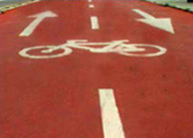 ALEJKI, ŚCIEŻKI ROWEROWE, BOISKA SPORTOWE PINLURRIS Syntetyczna wysokiej jakości farba na bazie sztucznych żywic oraz specjalnych pigmentów, odporna na działanie czynników atmosferycznych.