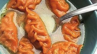 potatoes and cottage cheese» Cottage dumplings (pelled/pearl barley and cottage cheese) PIEROGI WSCHODNIE gotowane i podawane w rosole 20 zł/10 sztuk» hinkali (wołowina i