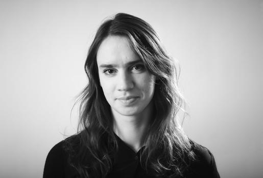 - o domu- INSPIRACJE I PORADY W KATALOGU Każdy z nas ma indywidualną wizję swojego domu, popartą obrazem tego, w którym wyrośliśmy, marzeniami lub planami na przyszłość czy po prostu własnym