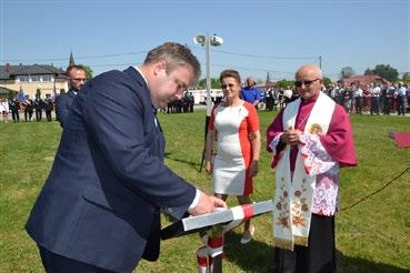 Medal za Długoletnie Pożycie Małżeńskie stanowi nagrodę dla osób, które przeżyły co najmniej 50 lat w jednym związku małżeńskim.