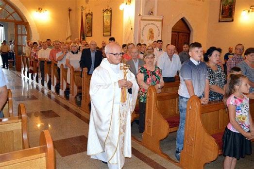 Koncelebransem był m.in. ordynariusz diecezji tarnowskiej JE ks. bp. Andrzej Jeż. RELIKWIE ŚWIĘTEGO JANA PAWŁA II Rok 2017.