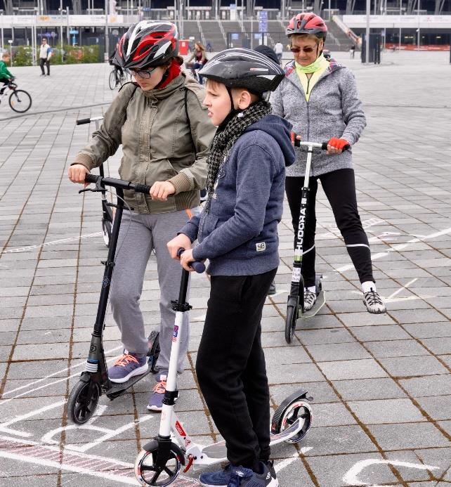 Devices (PMD) Hulajnogi (zwykłe, elektryczne ) Deskorolki (longboardy,