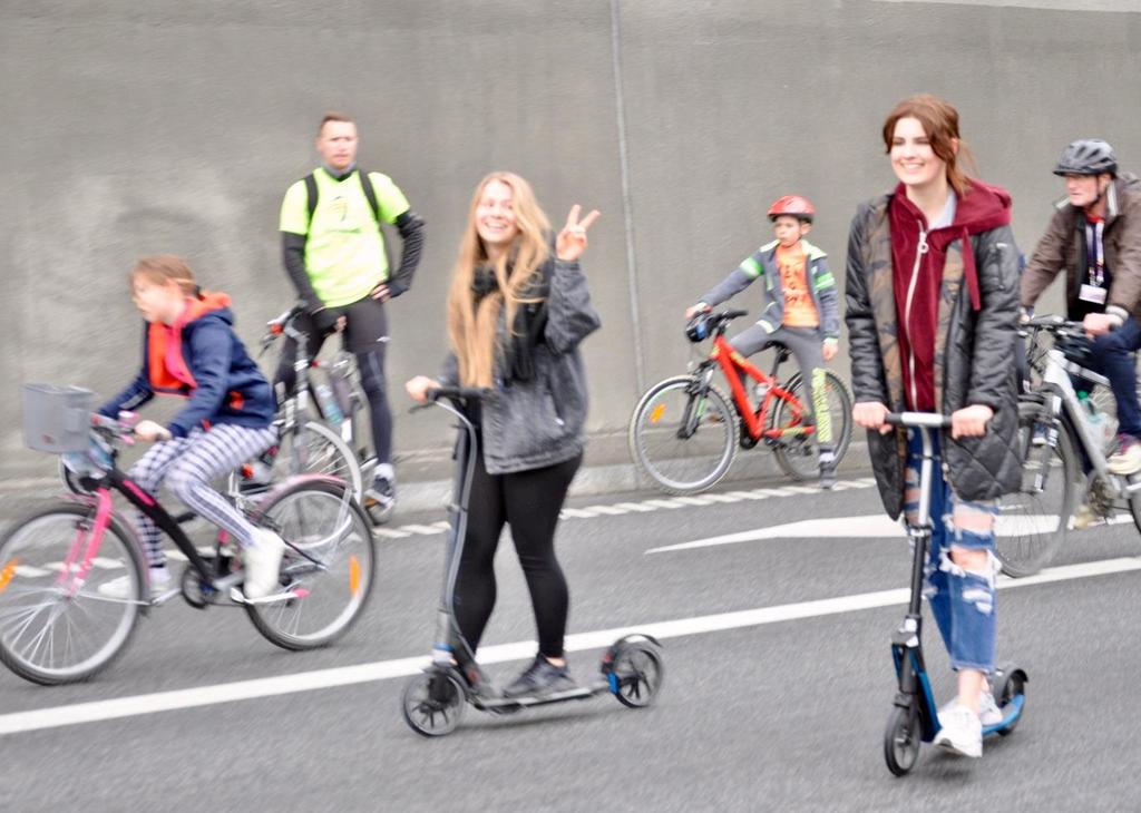 Hulajnoga miejski fenomen Kick scooter urban phenomenon