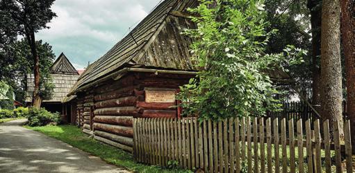 Gmina Bukowina Tatrzańska 18 Zagroda Sołtysów w Jurgowie Położony w samym centrum wsi, a zbudowany w 1861r.