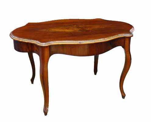 47 cm; na spodzie nalepka firmy Thonet oraz wycisk, stan