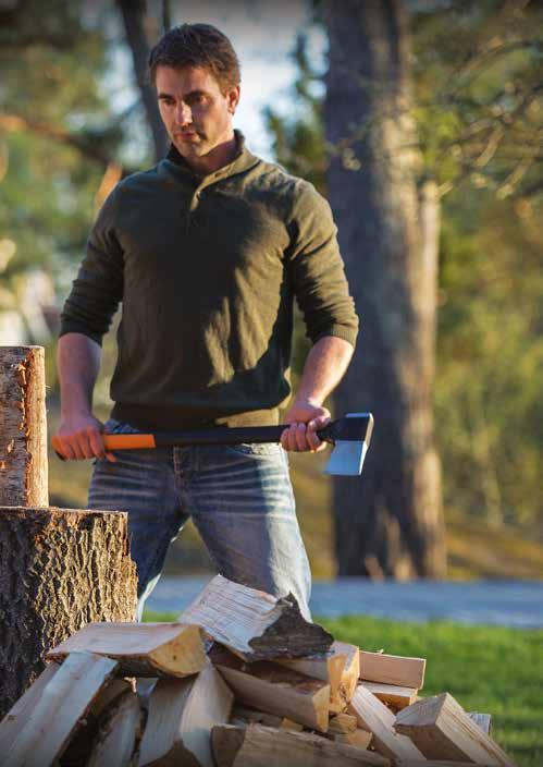 Siekiery s. 8 WoodXpert s. 12 Piły s.