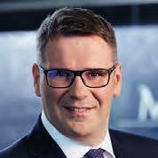 ubezpieczycieli w Polsce i w Europie środkowej. Był także jednym z liderów transformacji biznesu detalicznego największej polskiej firmy ubezpieczeniowej.